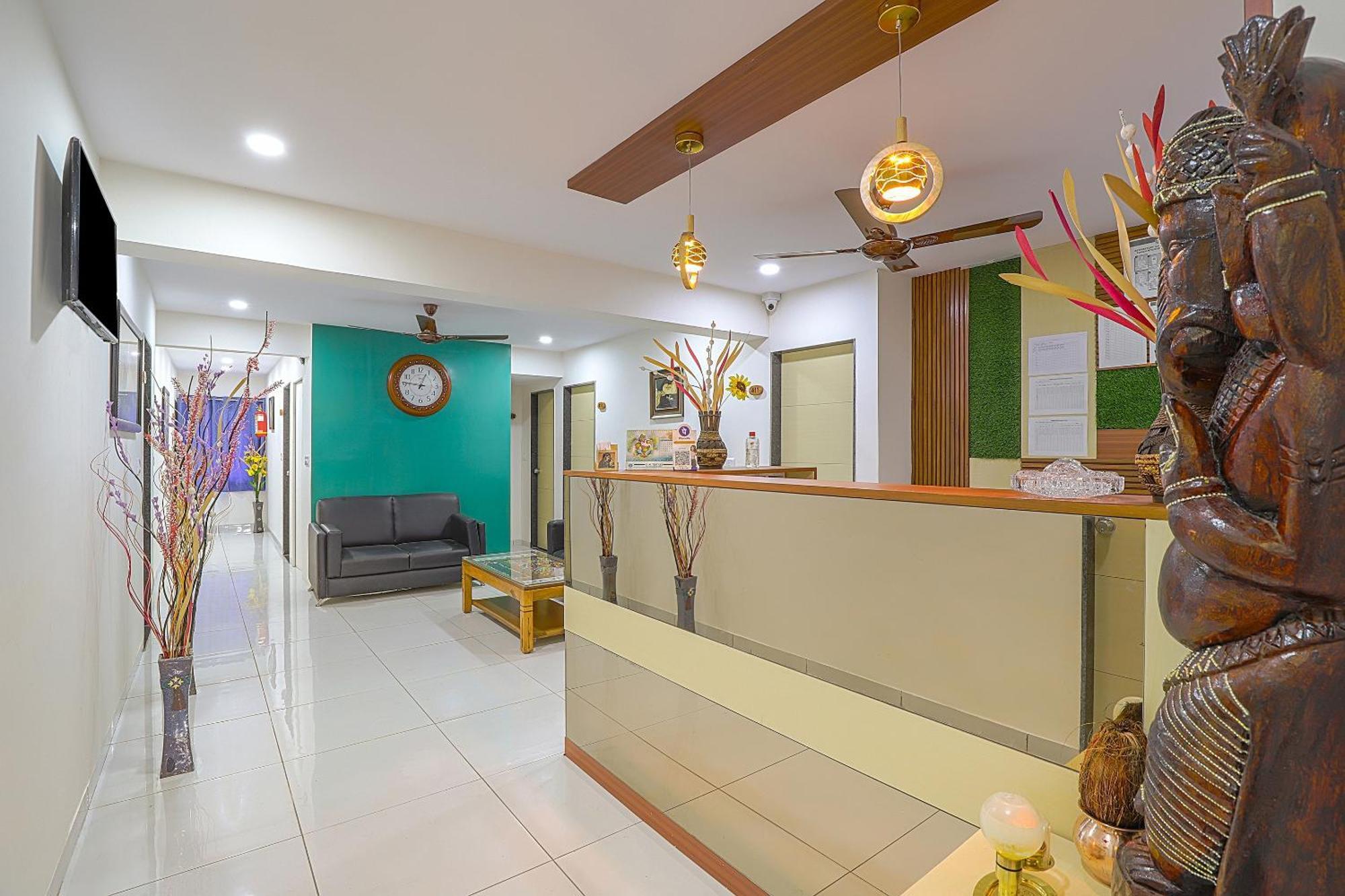 Hotel O La Veera Αχμπανταμπάντ Εξωτερικό φωτογραφία