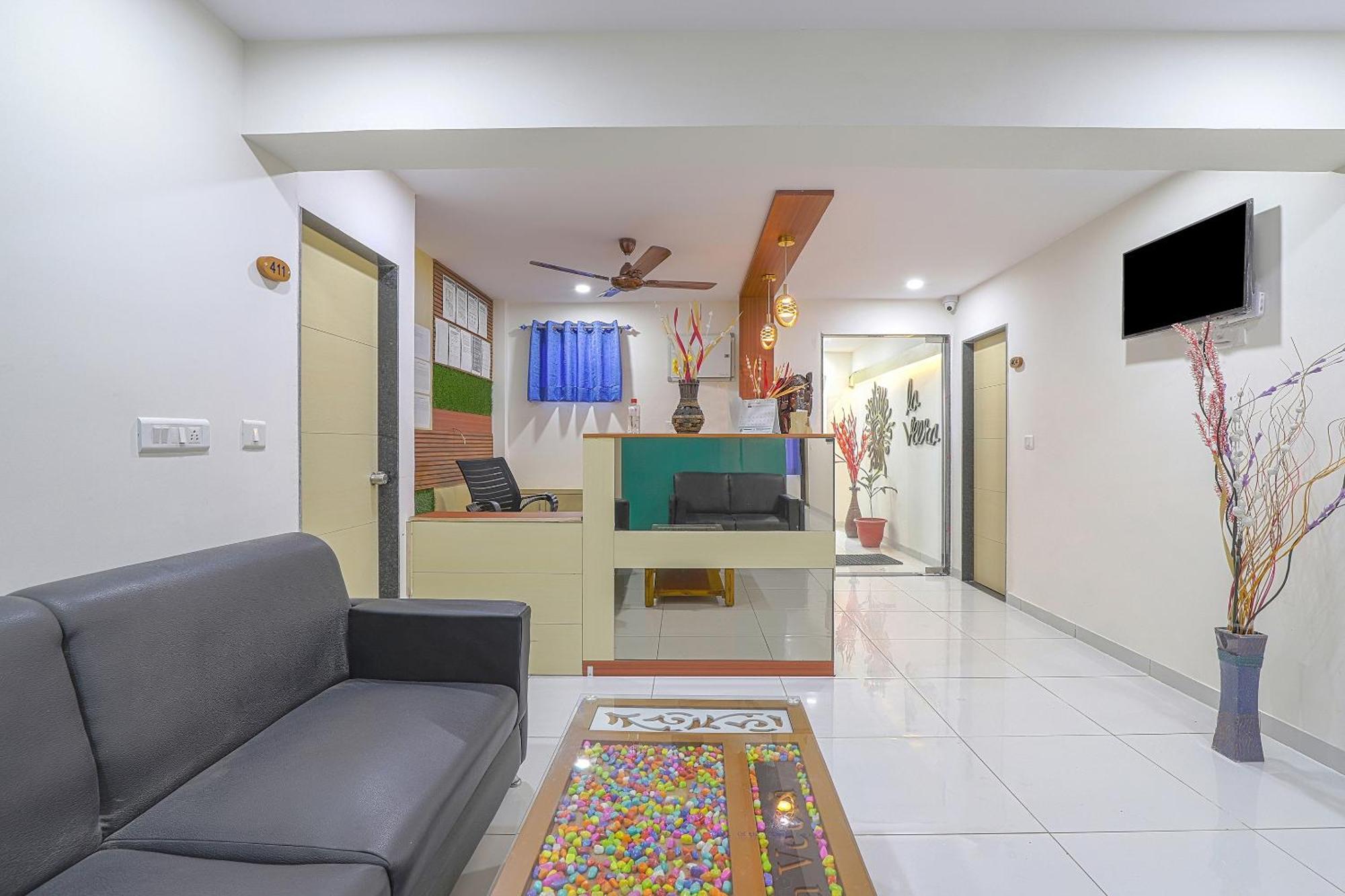 Hotel O La Veera Αχμπανταμπάντ Εξωτερικό φωτογραφία